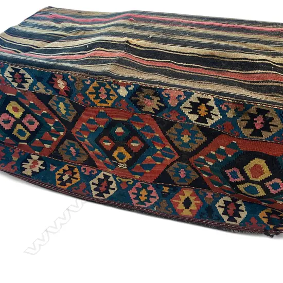 Mafesh kelim bedding box,